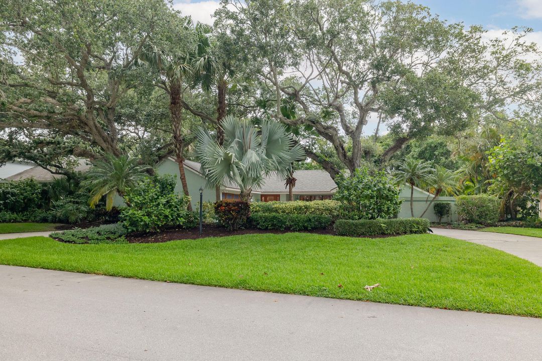 待售: $900,000 (3 贝兹, 2 浴室, 2142 平方英尺)