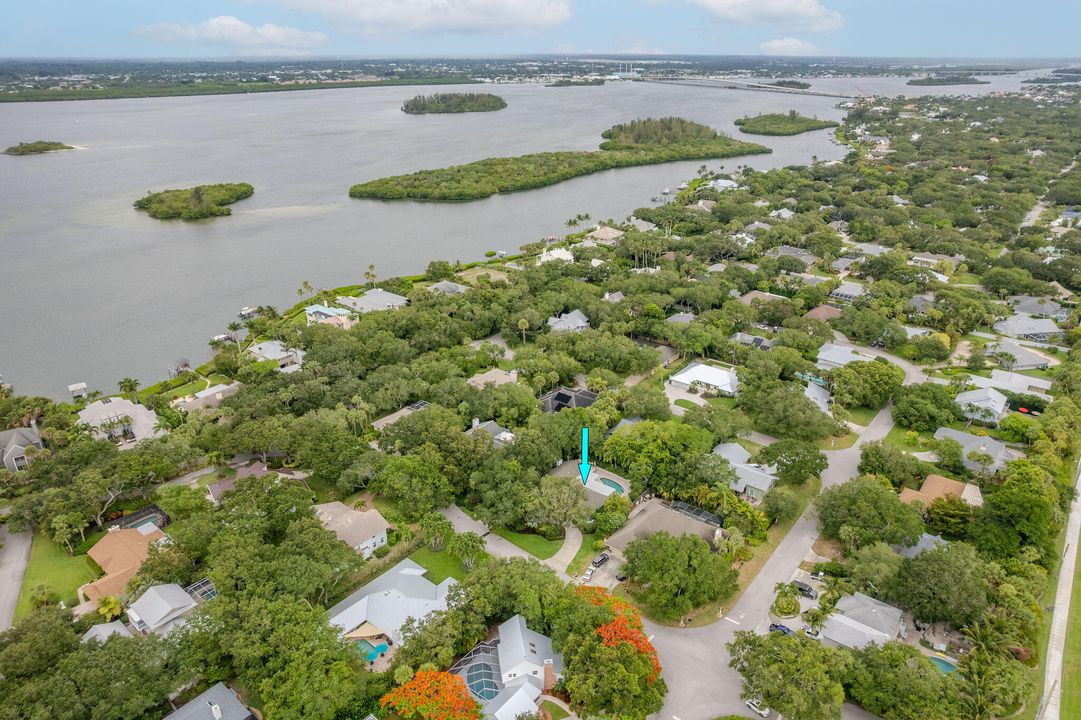 待售: $900,000 (3 贝兹, 2 浴室, 2142 平方英尺)