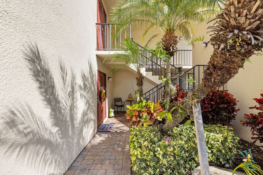 Под контрактом: $225,000 (3 спален, 2 ванн, 1377 Квадратных фут)