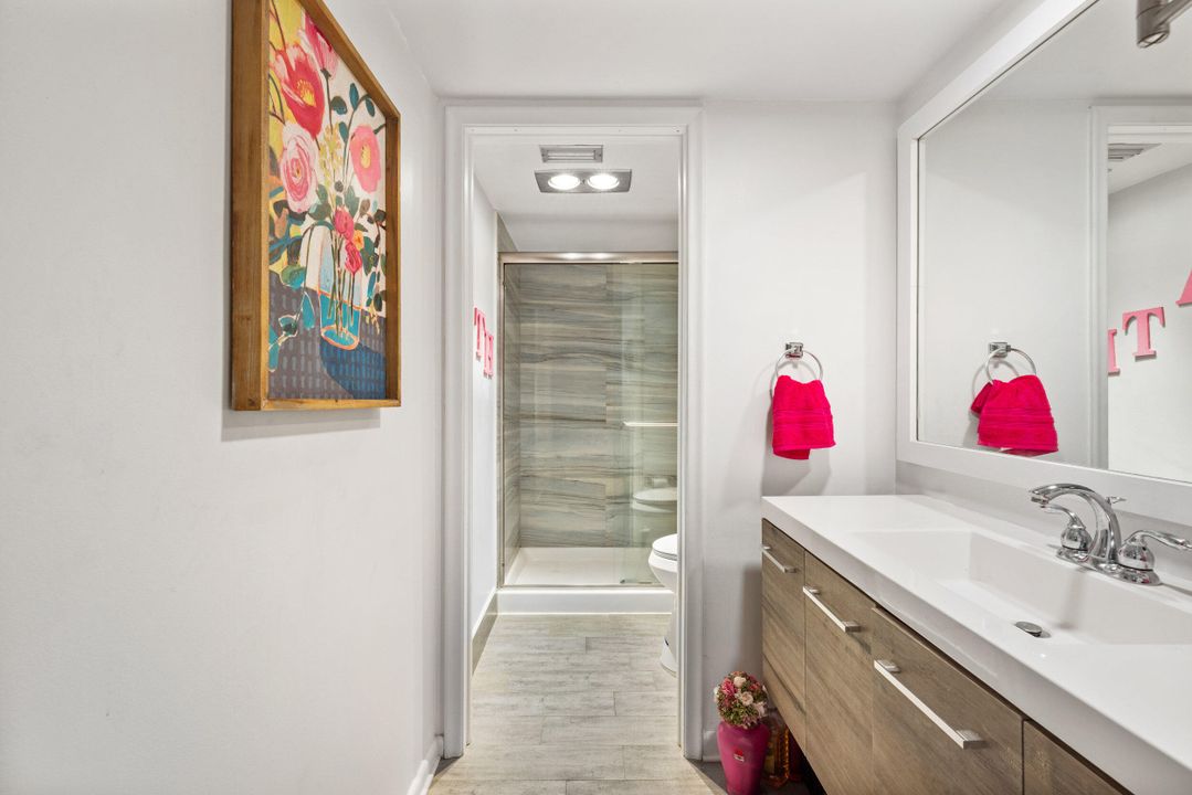 Под контрактом: $225,000 (3 спален, 2 ванн, 1377 Квадратных фут)