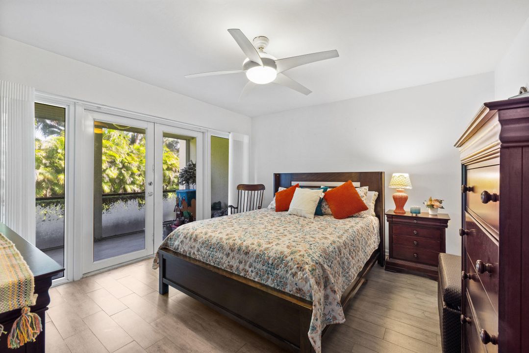 Под контрактом: $225,000 (3 спален, 2 ванн, 1377 Квадратных фут)