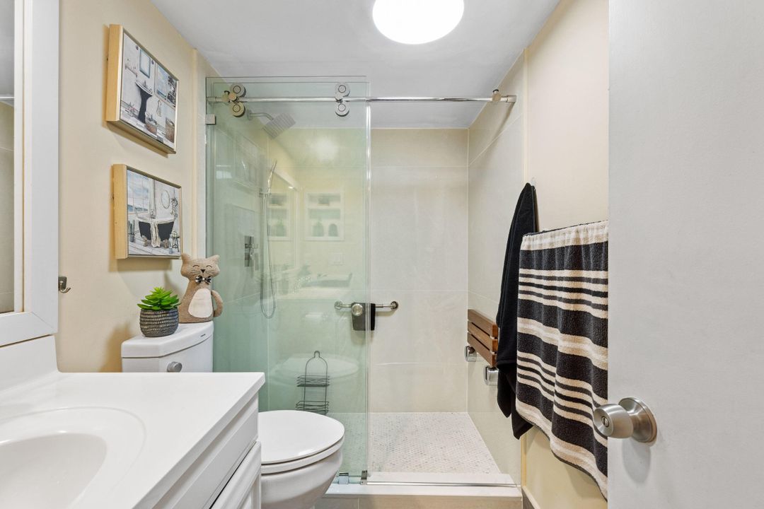 Под контрактом: $225,000 (3 спален, 2 ванн, 1377 Квадратных фут)