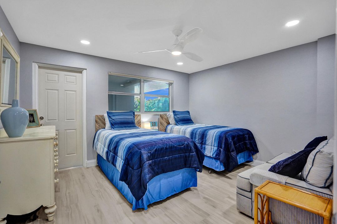 Active With Contract: $6,500 (2 beds, 2 baths, 1044 Square Feet)