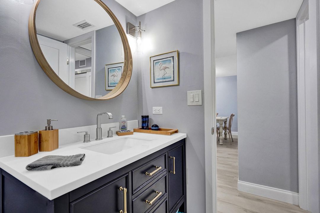 Active With Contract: $6,500 (2 beds, 2 baths, 1044 Square Feet)