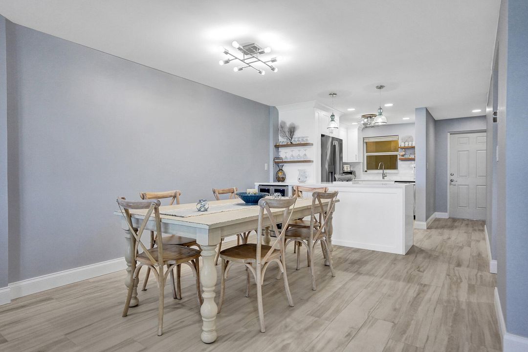 Active With Contract: $6,500 (2 beds, 2 baths, 1044 Square Feet)