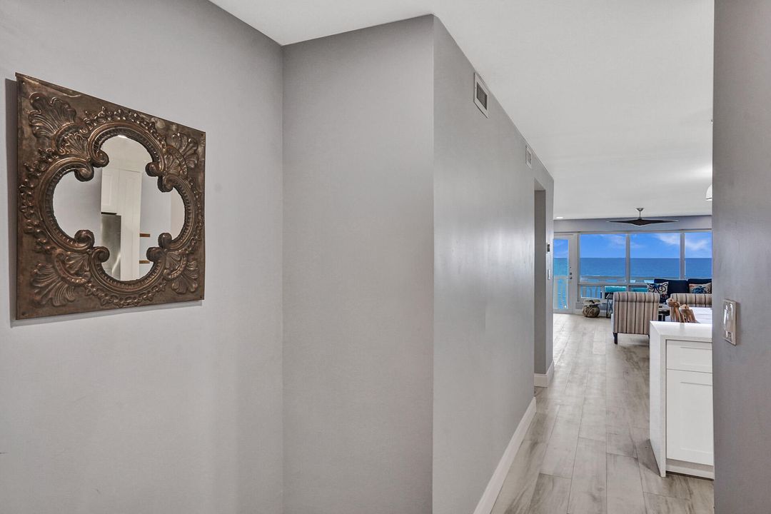 Active With Contract: $6,500 (2 beds, 2 baths, 1044 Square Feet)