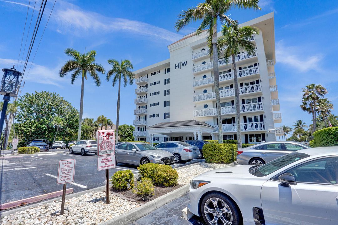 Active With Contract: $6,500 (2 beds, 2 baths, 1044 Square Feet)