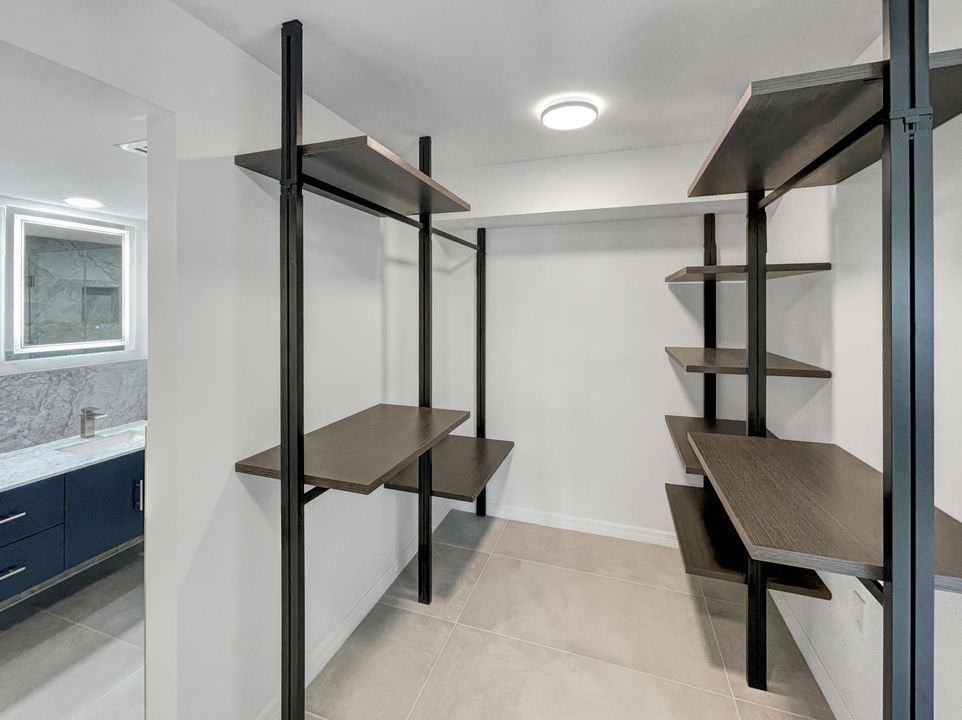 Active With Contract: $3,400 (2 beds, 2 baths, 1488 Square Feet)