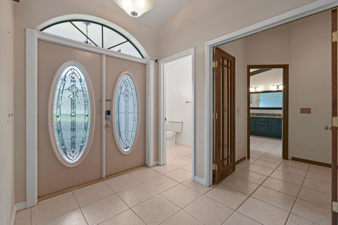 Под контрактом: $749,900 (5 спален, 2 ванн, 2492 Квадратных фут)