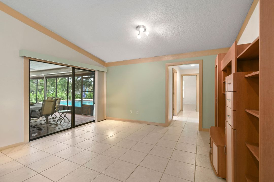 Под контрактом: $749,900 (5 спален, 2 ванн, 2492 Квадратных фут)