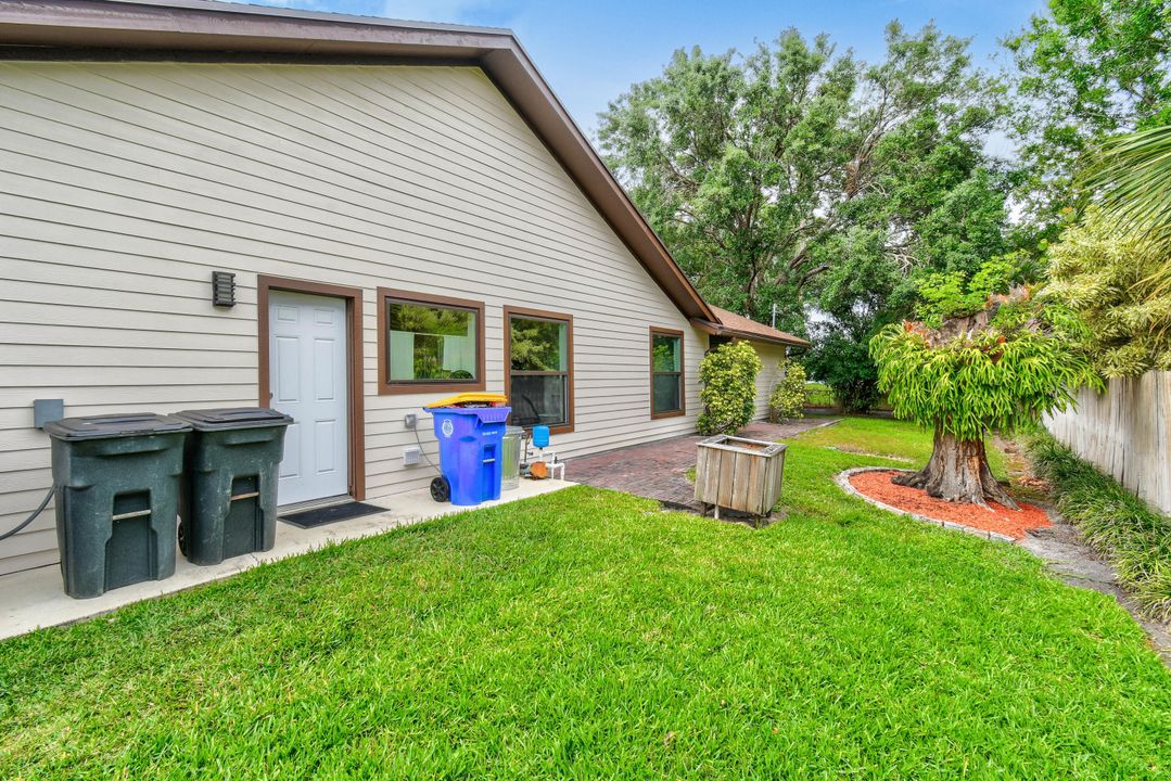 Под контрактом: $749,900 (5 спален, 2 ванн, 2492 Квадратных фут)