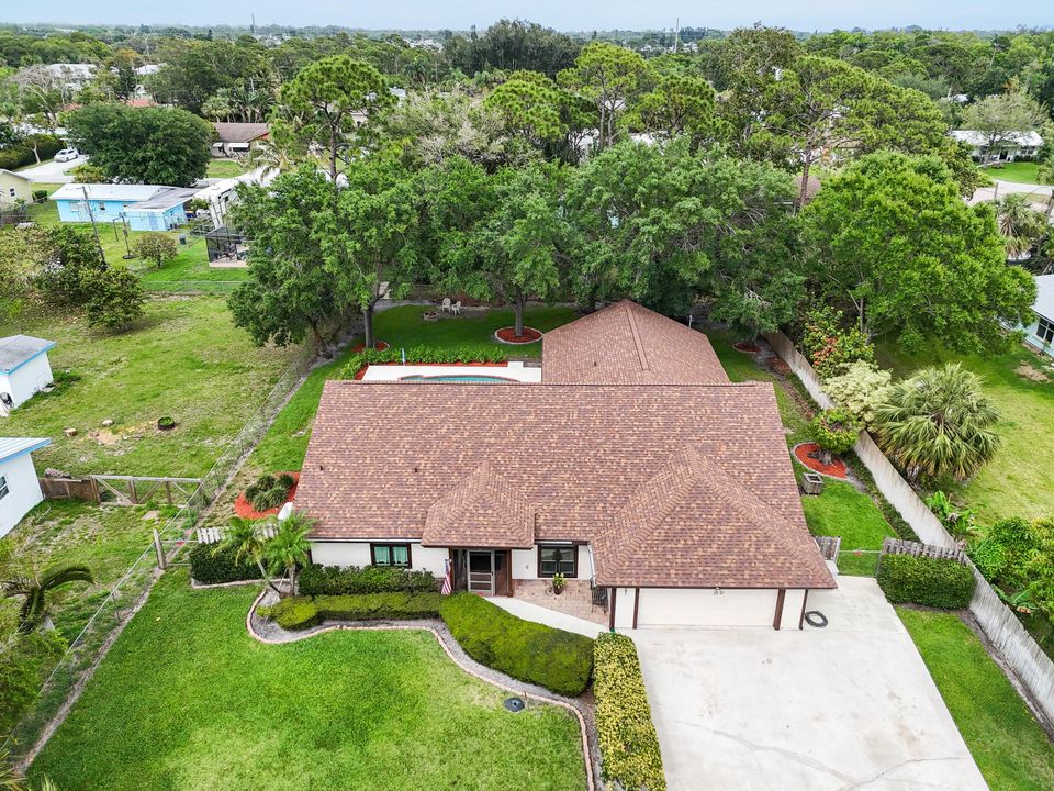 Под контрактом: $749,900 (5 спален, 2 ванн, 2492 Квадратных фут)