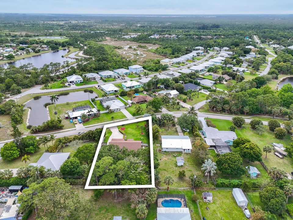 Под контрактом: $749,900 (5 спален, 2 ванн, 2492 Квадратных фут)