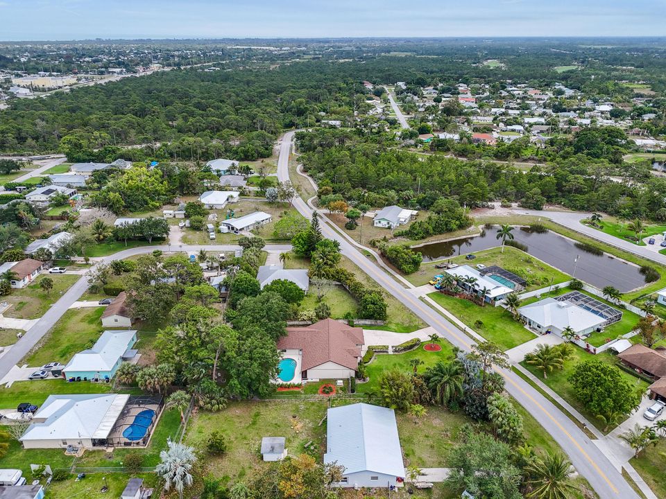 Под контрактом: $749,900 (5 спален, 2 ванн, 2492 Квадратных фут)