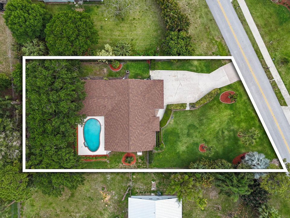 Под контрактом: $749,900 (5 спален, 2 ванн, 2492 Квадратных фут)