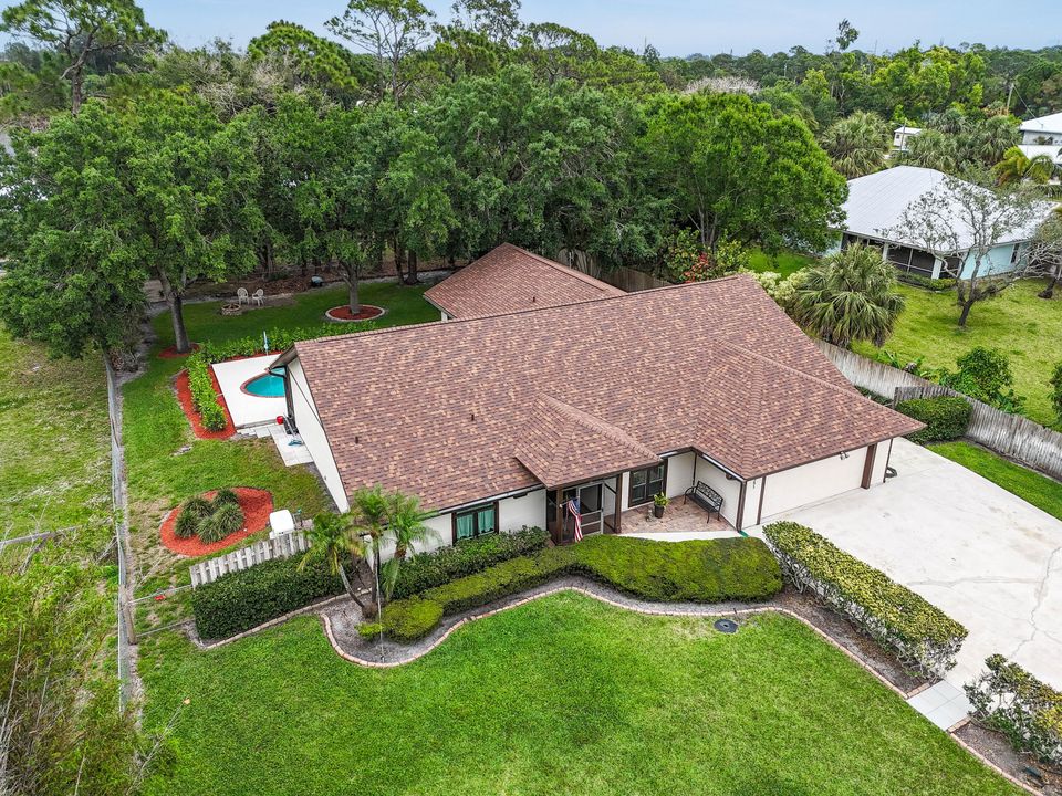 Под контрактом: $749,900 (5 спален, 2 ванн, 2492 Квадратных фут)