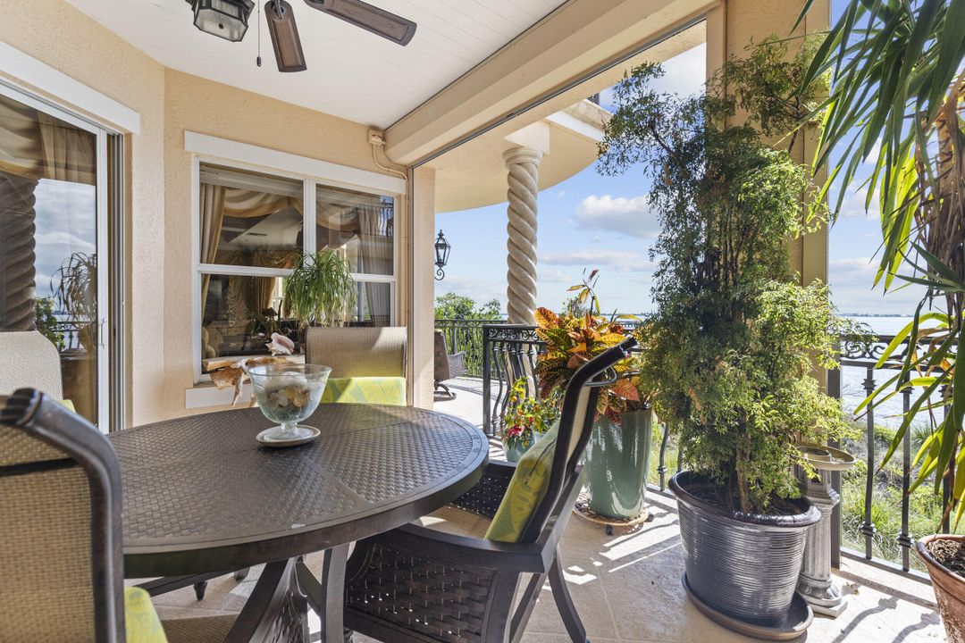 На продажу: $1,990,000 (3 спален, 3 ванн, 3960 Квадратных фут)