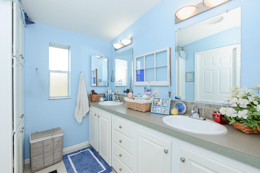 待售: $129,000 (2 贝兹, 2 浴室, 1342 平方英尺)