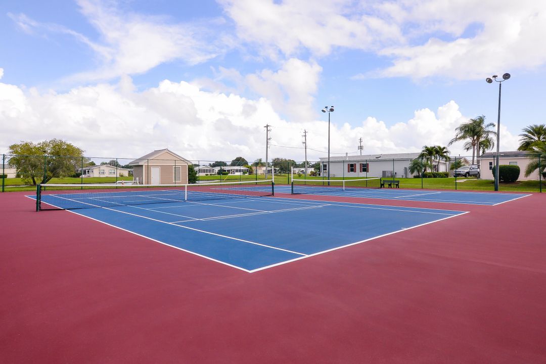 待售: $129,000 (2 贝兹, 2 浴室, 1342 平方英尺)