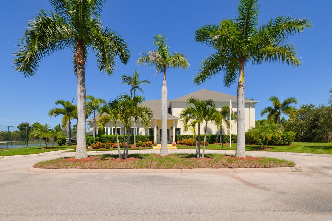 待售: $129,000 (2 贝兹, 2 浴室, 1342 平方英尺)