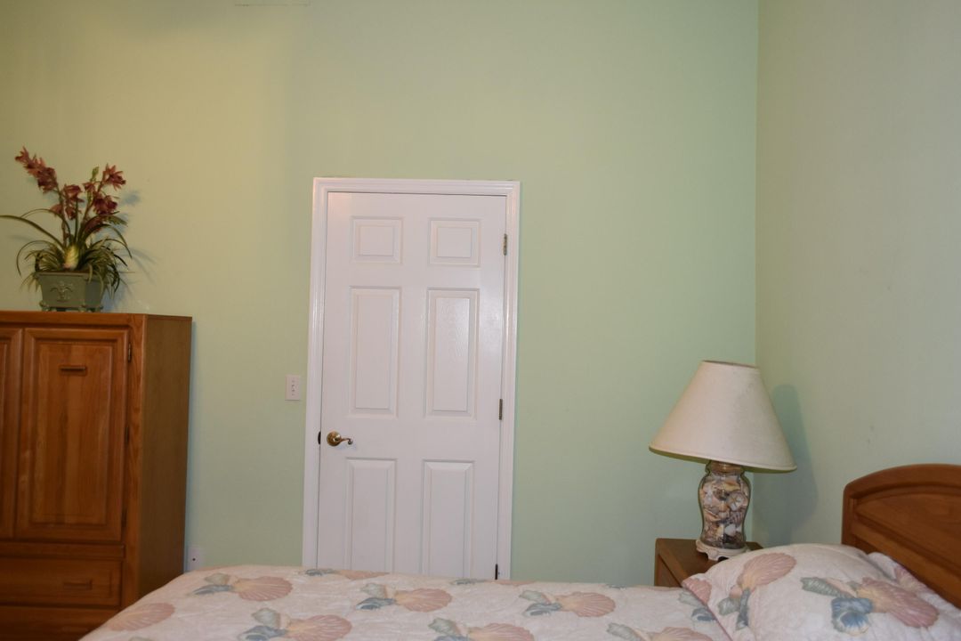 Под контрактом: $279,900 (3 спален, 2 ванн, 1463 Квадратных фут)