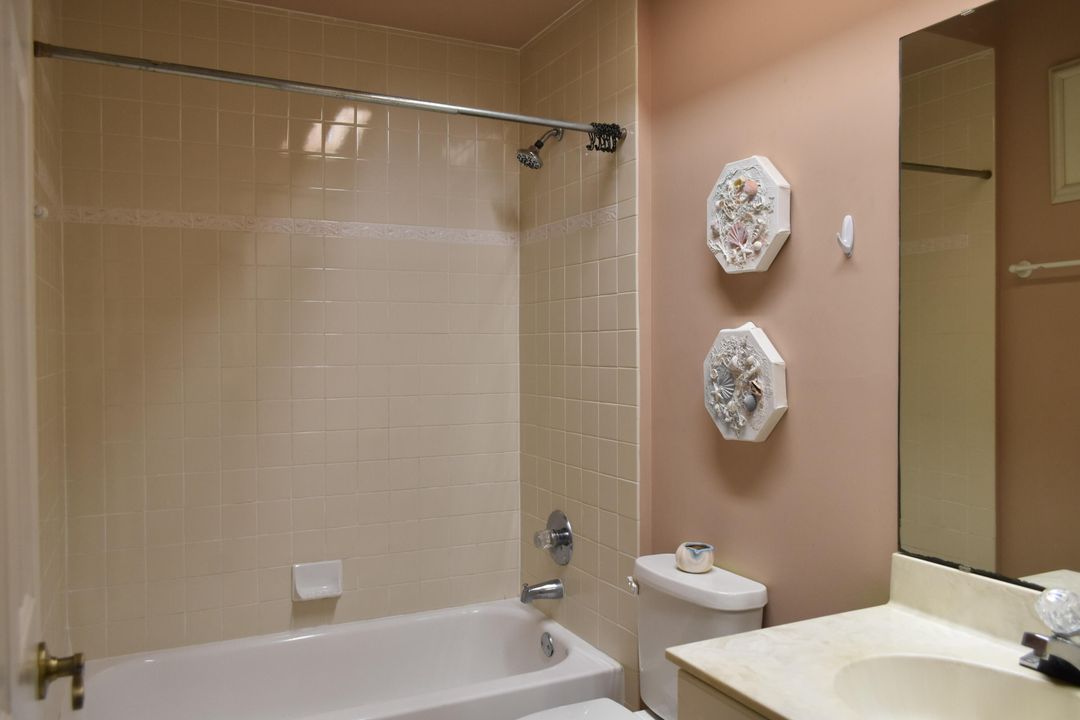 Под контрактом: $279,900 (3 спален, 2 ванн, 1463 Квадратных фут)