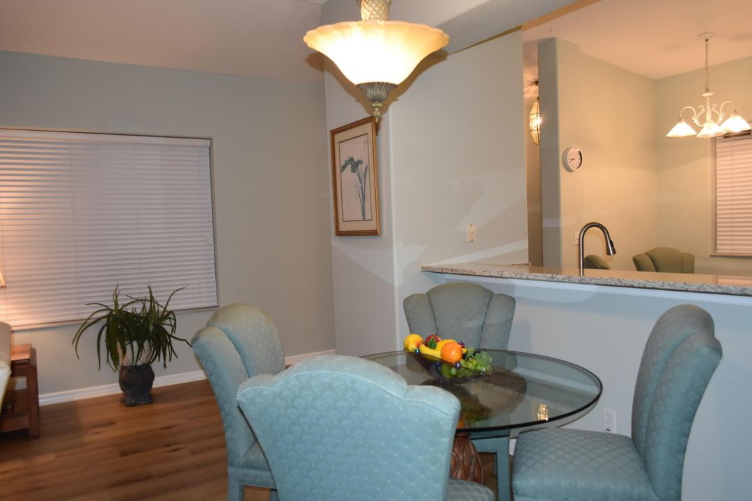 Под контрактом: $279,900 (3 спален, 2 ванн, 1463 Квадратных фут)