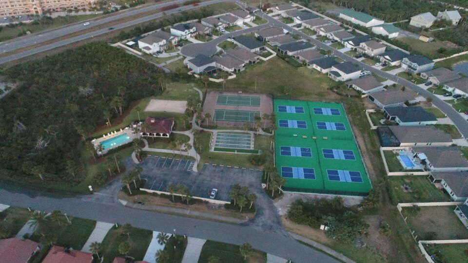 Под контрактом: $279,900 (3 спален, 2 ванн, 1463 Квадратных фут)