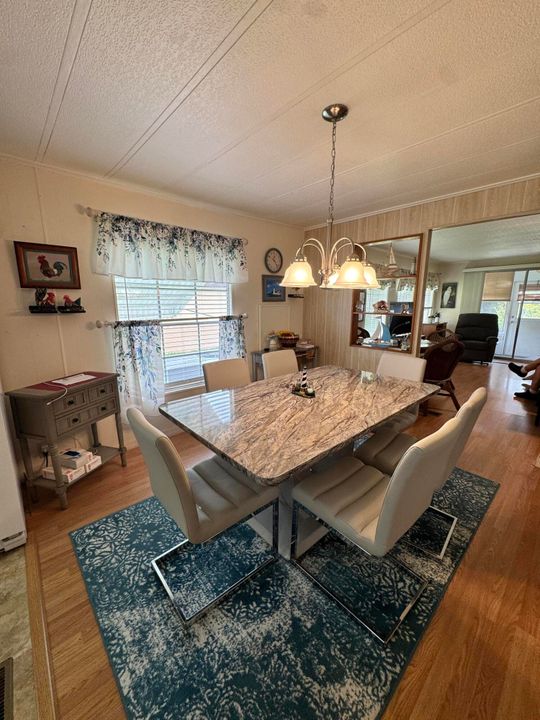 For Sale: $34,900 (2 beds, 2 baths, 1400 Square Feet)