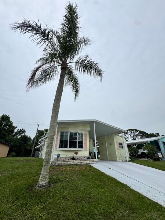 For Sale: $34,900 (2 beds, 2 baths, 1400 Square Feet)