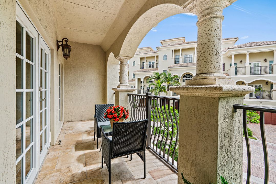 В аренду: $18,000 (3 спален, 3 ванн, 2965 Квадратных фут)