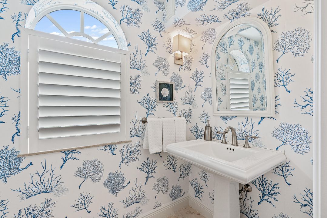 В аренду: $18,000 (3 спален, 3 ванн, 2965 Квадратных фут)