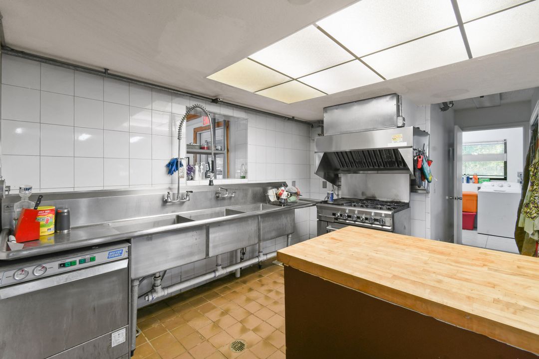 На продажу: $2,895,000 (0 спален, 0 ванн, 13293 Квадратных фут)