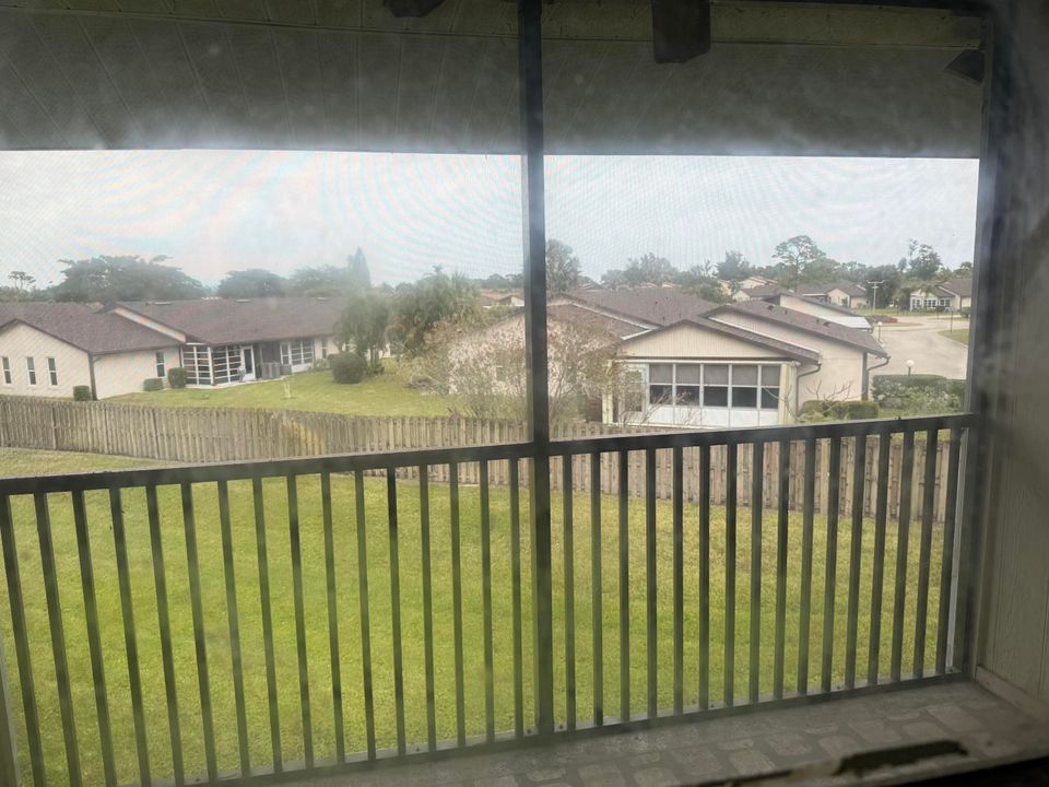 出租: $1,950 (2 贝兹, 2 浴室, 969 平方英尺)