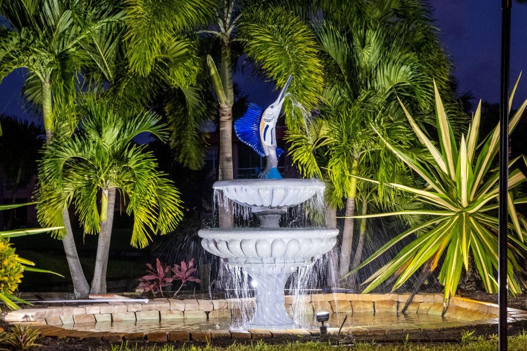 待售: $69,900 (2 贝兹, 1 浴室, 819 平方英尺)