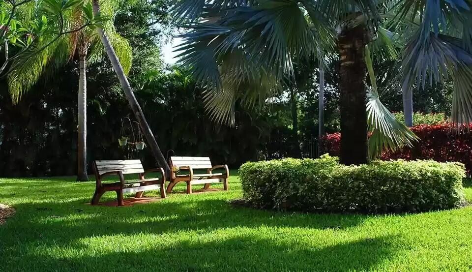 待售: $69,900 (2 贝兹, 1 浴室, 819 平方英尺)