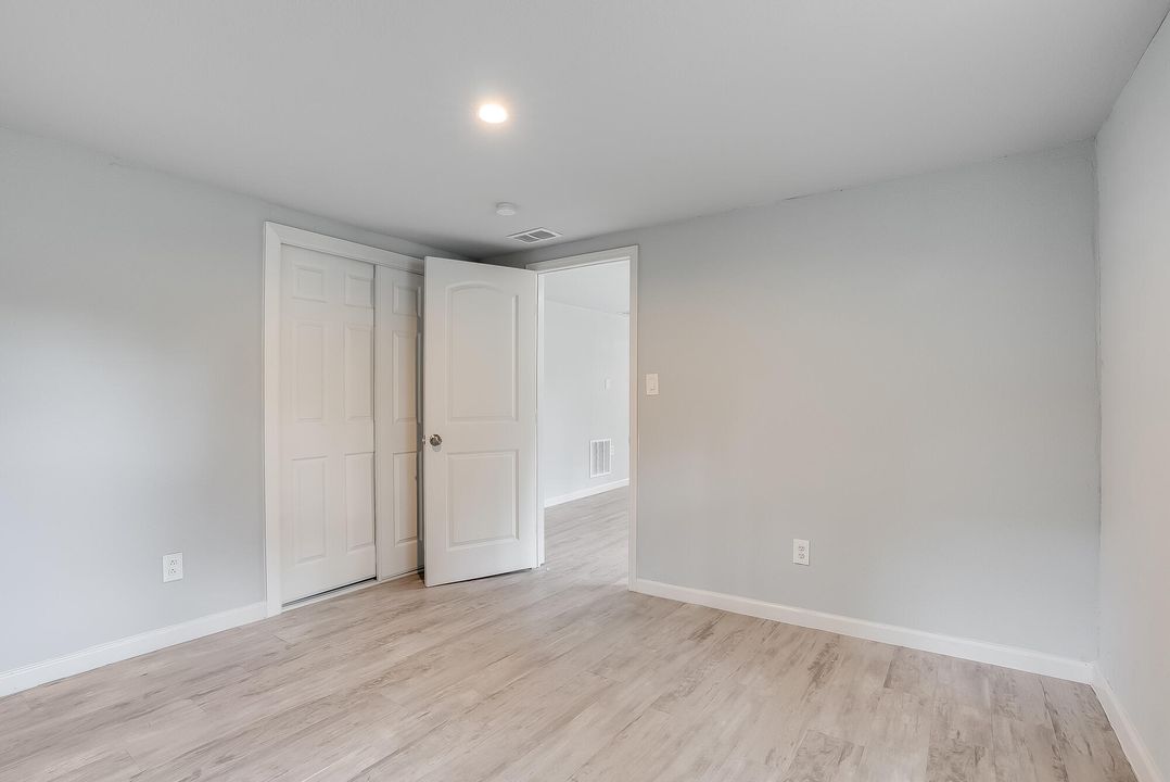 En Venta: $160,000 (2 camas, 2 baños, 800 Pies cuadrados)