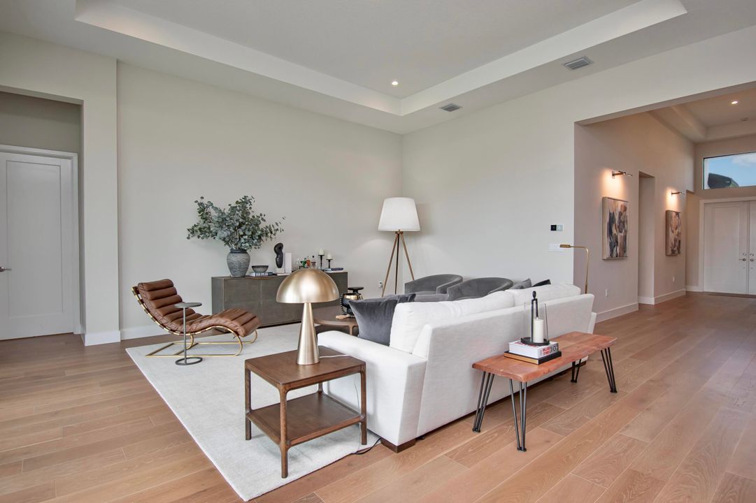 For Sale: $2,500,000 (4 beds, 4 baths, 3106 Square Feet)