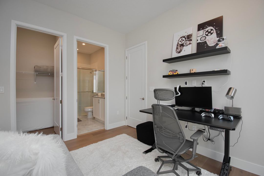 For Sale: $2,500,000 (4 beds, 4 baths, 3106 Square Feet)