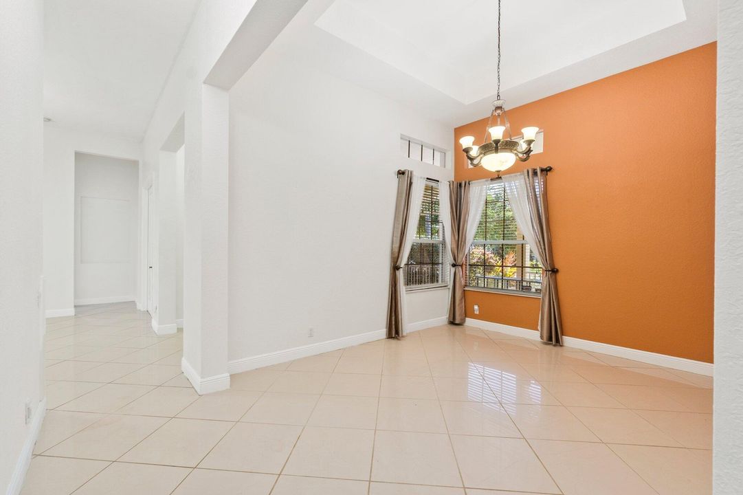 待售: $525,000 (4 贝兹, 3 浴室, 2943 平方英尺)