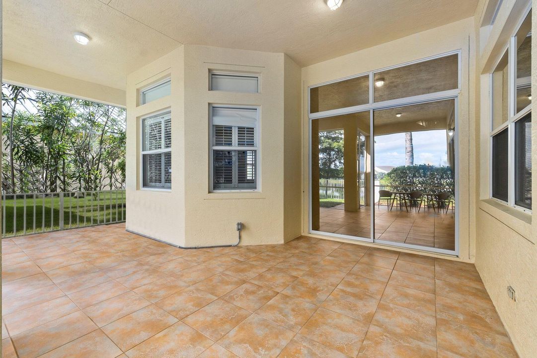 待售: $525,000 (4 贝兹, 3 浴室, 2943 平方英尺)