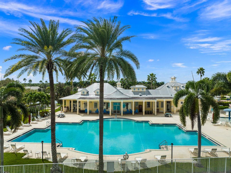 待售: $525,000 (4 贝兹, 3 浴室, 2943 平方英尺)