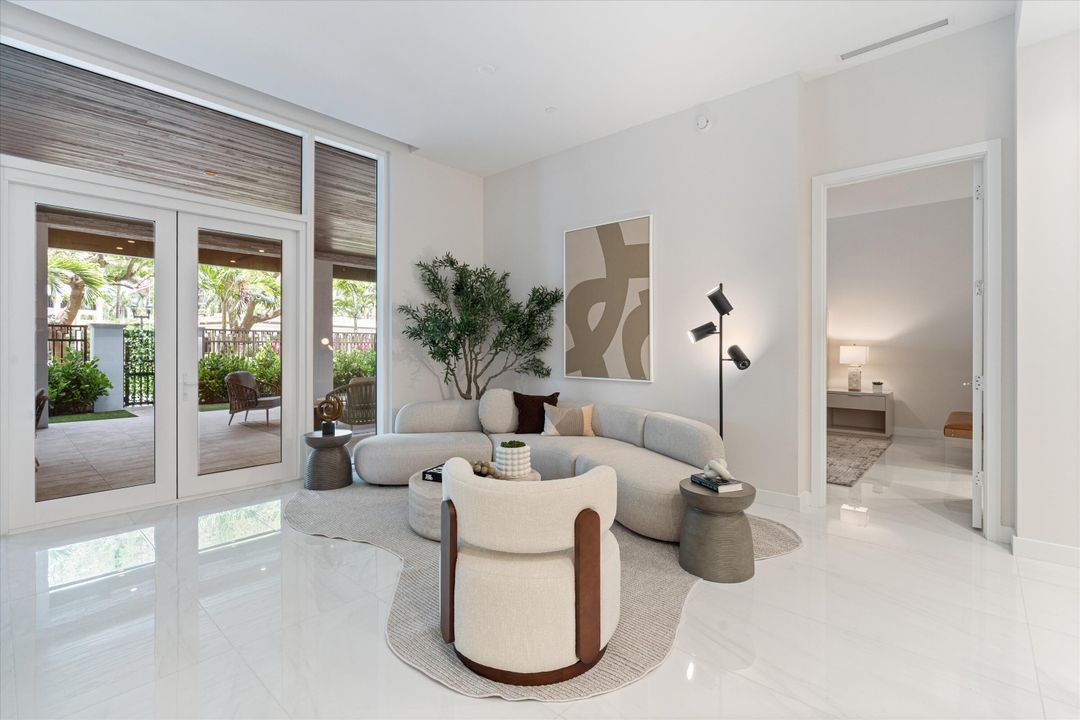 Active With Contract: $2,750,000 (2 beds, 2 baths, 2193 Square Feet)