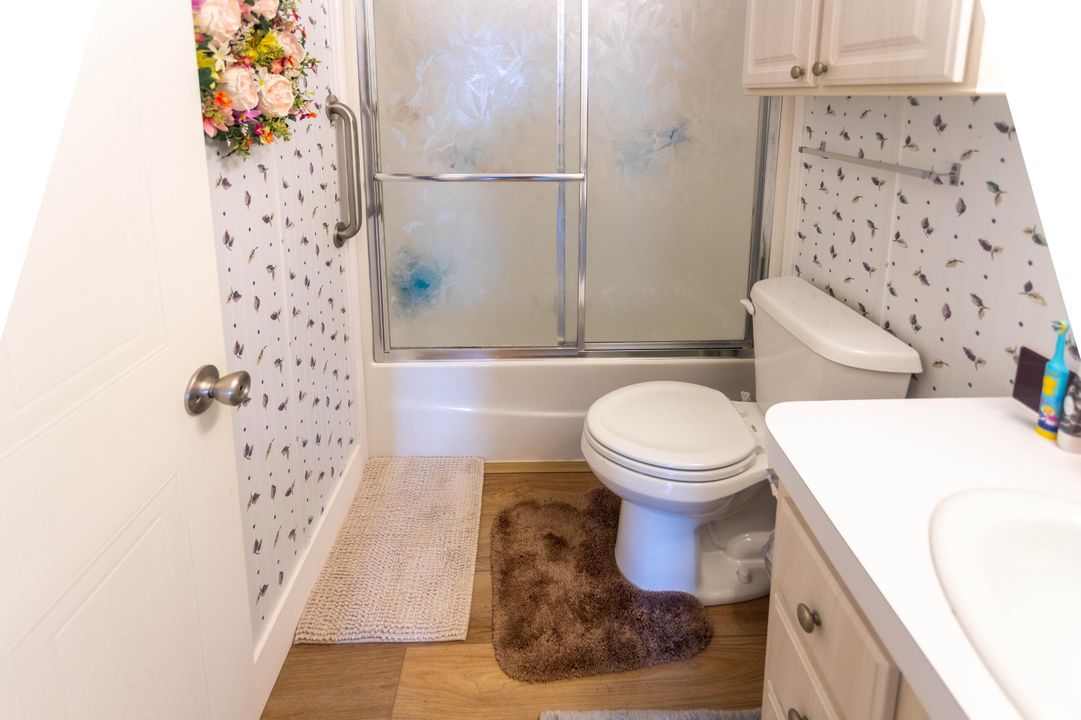 待售: $172,900 (2 贝兹, 2 浴室, 1286 平方英尺)