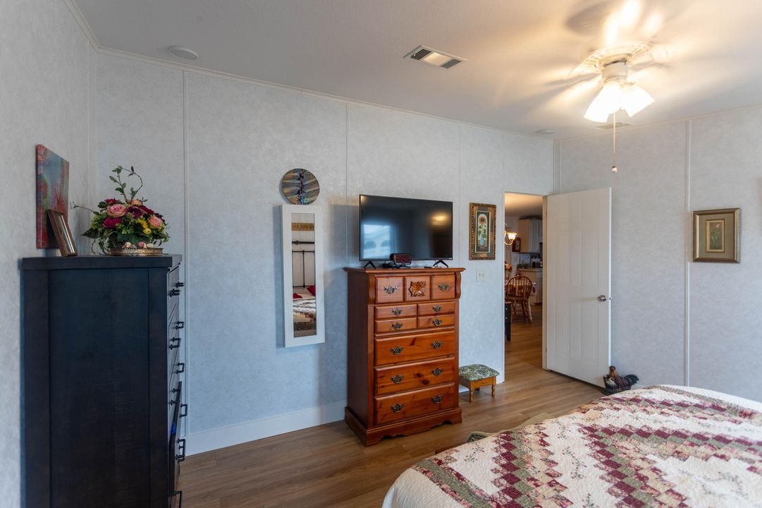 待售: $172,900 (2 贝兹, 2 浴室, 1286 平方英尺)