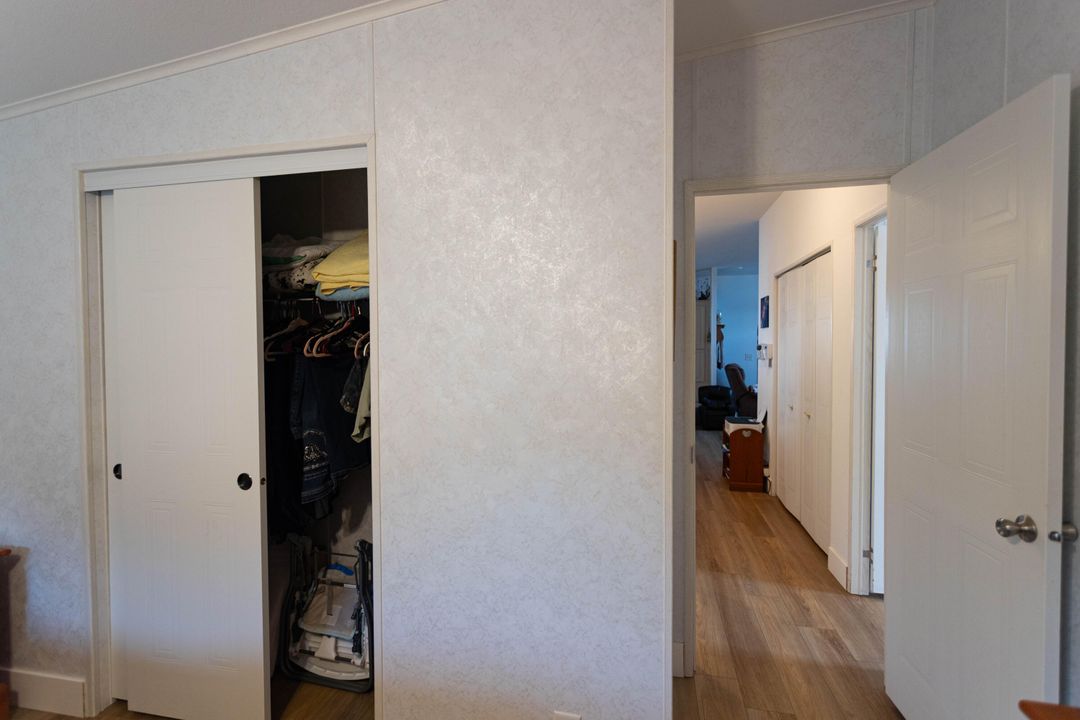 待售: $172,900 (2 贝兹, 2 浴室, 1286 平方英尺)