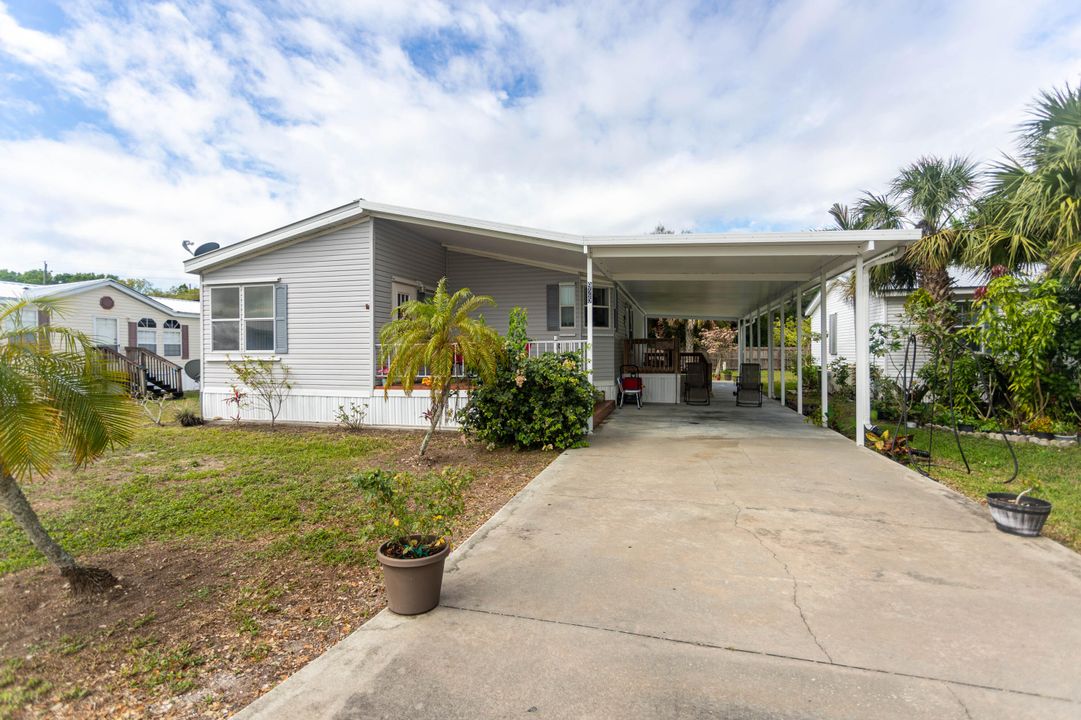 待售: $172,900 (2 贝兹, 2 浴室, 1286 平方英尺)