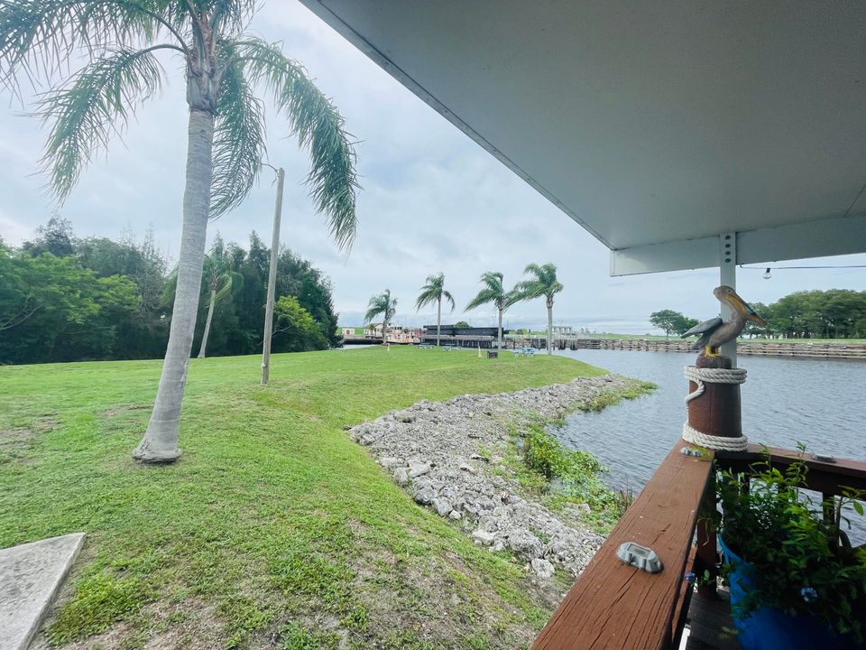 待售: $172,900 (2 贝兹, 2 浴室, 1286 平方英尺)