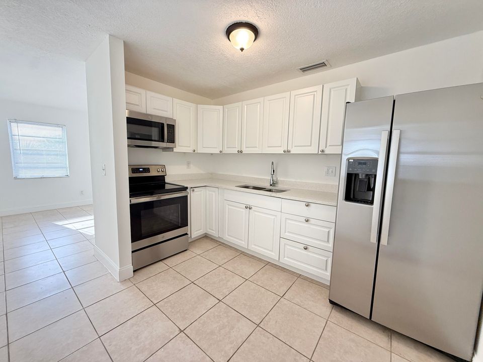 На продажу: $1,239,000 (0 спален, 0 ванн, 3384 Квадратных фут)