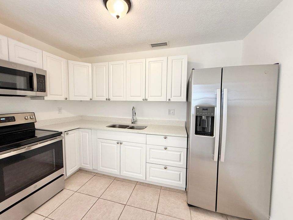 На продажу: $1,239,000 (0 спален, 0 ванн, 3384 Квадратных фут)